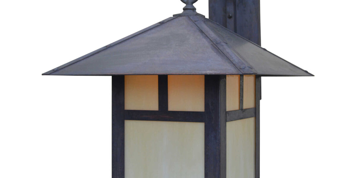 Curved Roofs and Soft Elegance: The French Provincial Style Homebuyers Love